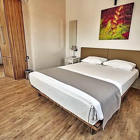 Kardes Hotel 3*