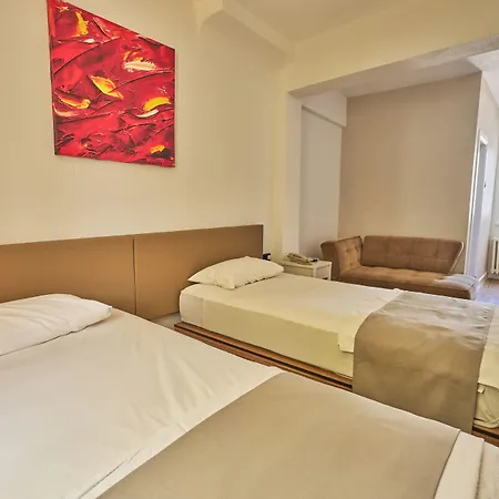 Kardes Hotel 3*